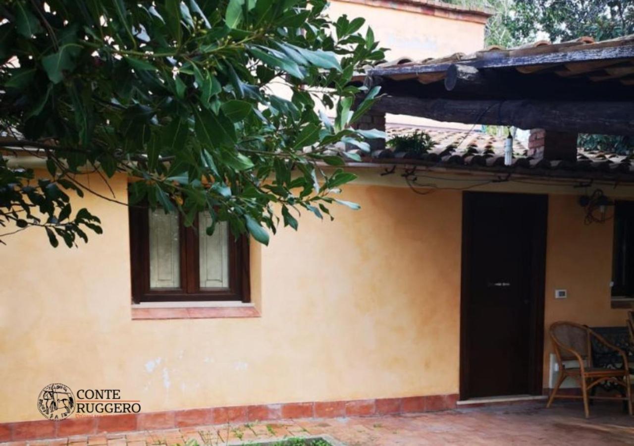 Tenuta Conte Ruggero Santa Domenica  Exterior photo